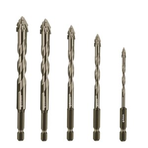 Eccentric drill bit with four saw-tooth flutes