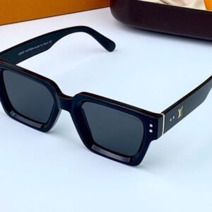 Lunettes de soleil mode noires tendance 9931
